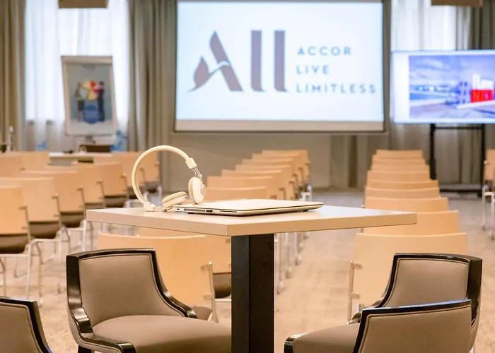 Novotel Nice Arenas AeroportAlbergo